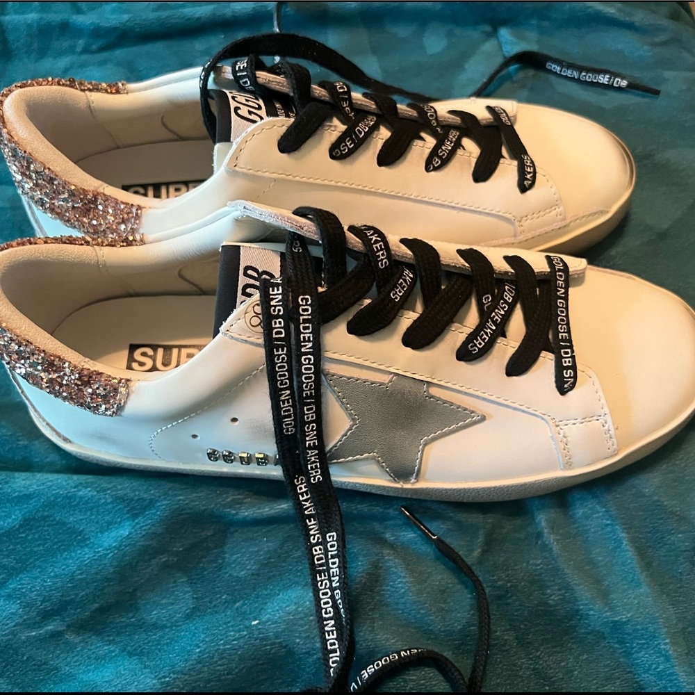 Golden Goose Sneakers